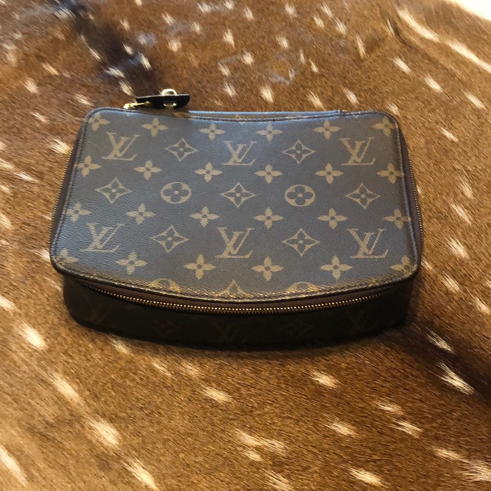 Louis Vuitton Monte Carlo 22
